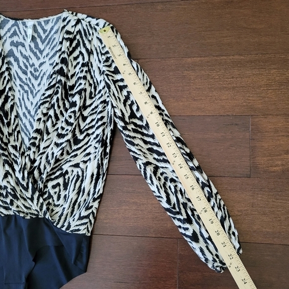MNG Mango Zebra Animal Print Long Sleeve Surplice Front Bodysuit Women's Size 2 - Picture 10 of 10